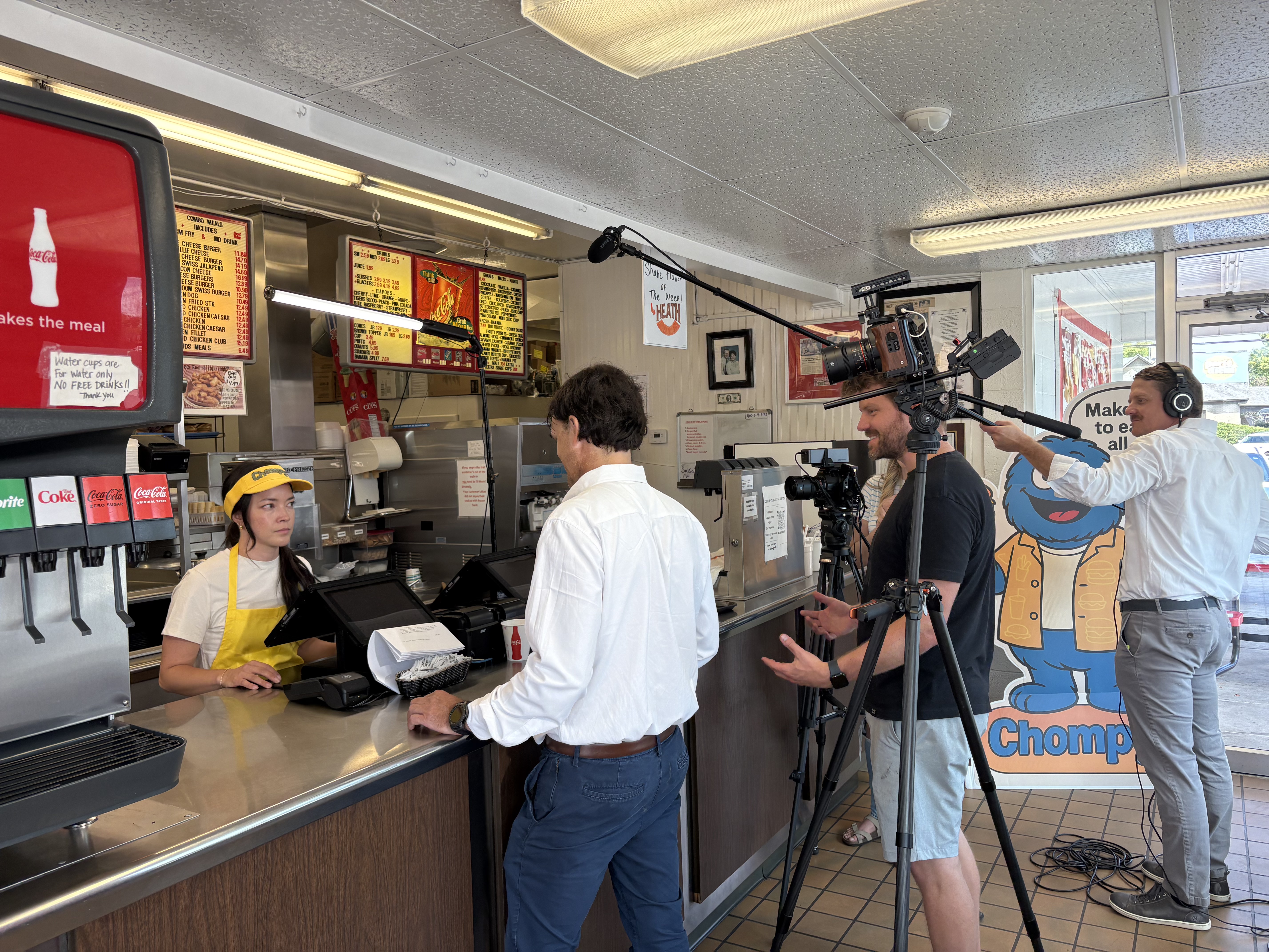 Behind the scenes photo 3